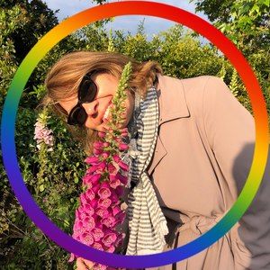 Meet your Posher, Julie